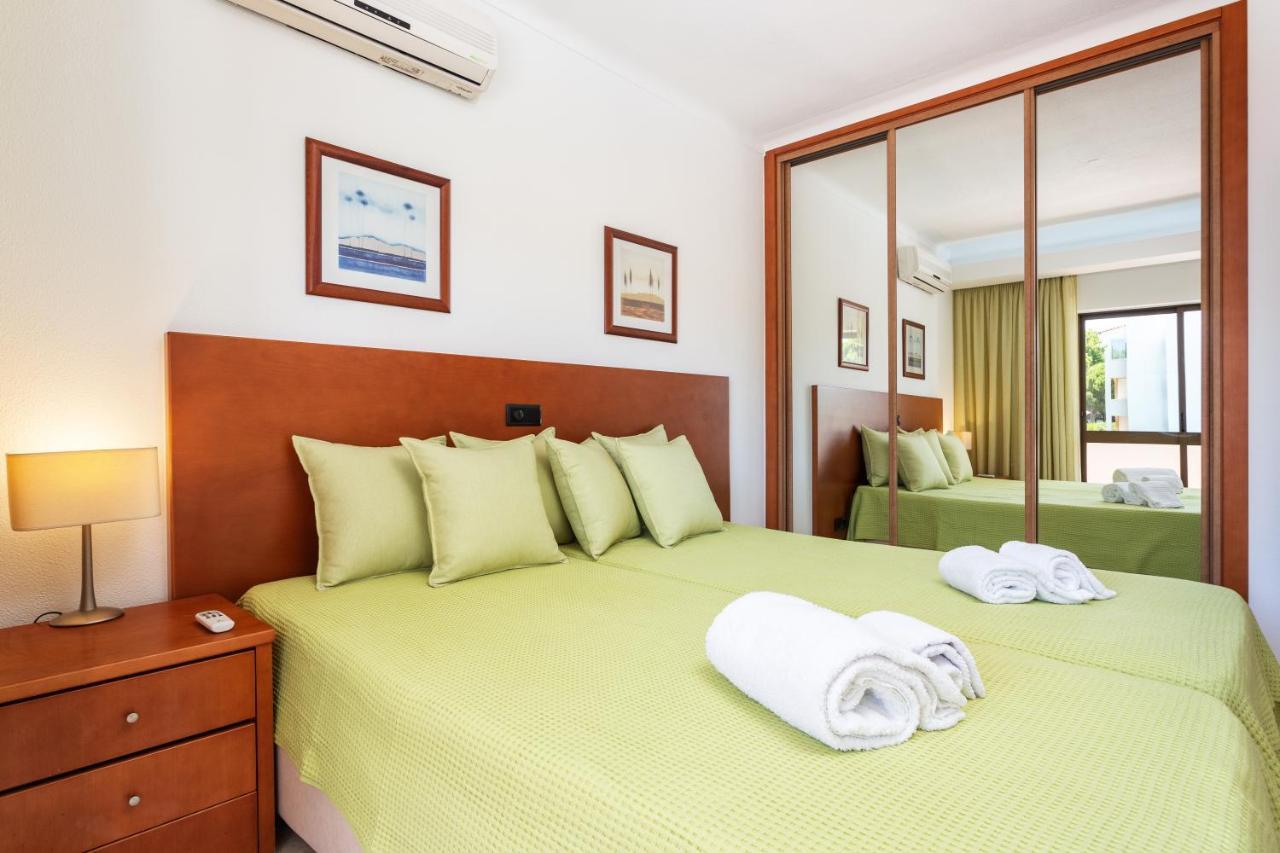 Host Wise - Bright Cozy Flats W Terrace & Pool Apartment Quarteira Exterior photo